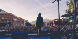 Beitragsbild des Blogbeitrags Lampenfieber und wie du dieses in Performance-Power verwandelst