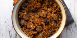 Beitragsbild des Blogbeitrags Bigos (Polnisches Krautfleisch)