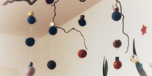 Beitragsbild des Blogbeitrags Wanddeko mit Filzkugeln