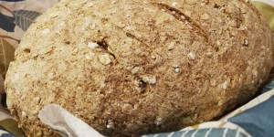Beitragsbild des Blogbeitrags Ein gutes und schnelles glutenfreies Brot