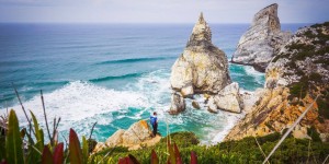 Beitragsbild des Blogbeitrags Hiking Portugal’s Sintra Coast: Cabo da Roca to Azenhas do Mar 