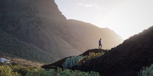 Beitragsbild des Blogbeitrags Hiking in the Mysterious Macizo de Teno Mountains, Tenerife, Spain 