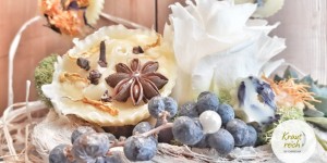 Beitragsbild des Blogbeitrags Dekorative Lufterfrischer mit Bienenwachs und Kräutern 