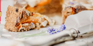 Beitragsbild des Blogbeitrags Marille küsst Lavendel – mehr als nur ein Dinkelkuchen. 