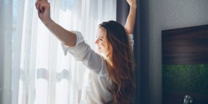 Beitragsbild des Blogbeitrags 5 morgendliche Gewohnheiten zum Abnehmen – Schlank durch diese Morgenroutine