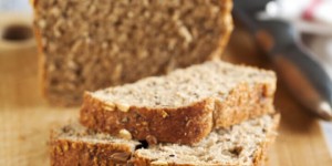 Beitragsbild des Blogbeitrags Schnelles Dinkelbrot Rezept – Gesundes Brot einfach selber backen