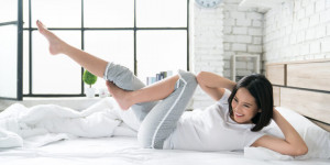 Beitragsbild des Blogbeitrags Morgen Workout: Schnell abnehmen durch dieses 12 Minuten Training am Morgen
