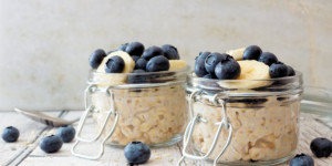 Beitragsbild des Blogbeitrags Overnight Oats Rezepte: Diese 7 Ideen wirst du lieben 