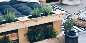 Beitragsbild des Blogbeitrags Palettensofa {DIY} ...