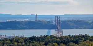 Beitragsbild des Blogbeitrags Die Zeit der ersten Male – unsere erste Schlange, unser erstes Mal in Lissabon und mein erstes Mal alleine campen