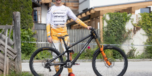 Beitragsbild des Blogbeitrags Bike Check: Andreas Kolbs Atherton AM.200M