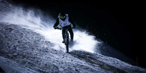 Beitragsbild des Blogbeitrags Suspension Factory schneefräsn 2023 – Fotos vom Nassfeld Snow Downhill