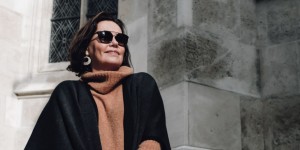 Beitragsbild des Blogbeitrags Kuschelweiche und lässige Strickmode – in Österreich mit Liebe gestrickt 