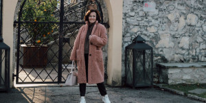 Beitragsbild des Blogbeitrags Outfit: Kalt ist es geworden, Zeit für einen warmen Teddy Mantel