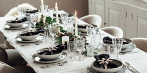 Beitragsbild des Blogbeitrags Inspiriert von der Natur – weihnachtliche Tischdekoration