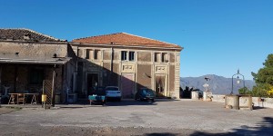 Beitragsbild des Blogbeitrags Besuch der Alcantara Schlucht und die Einsamkeit der  Weingüter rund um den Etna 