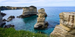 Beitragsbild des Blogbeitrags Great Ocean Walk in „Miniatur“ – Entlang des  spektakulärsten Küstenabschnitts Apuliens 