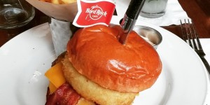 Beitragsbild des Blogbeitrags Hard Rock Cafe Wien: Nicht der gewohnte Standard