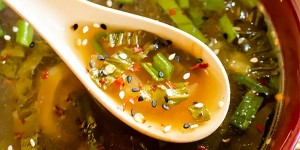 Beitragsbild des Blogbeitrags Clear Bok Choy Soup Recipe [One-Pan] 