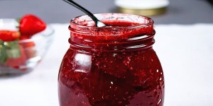 Beitragsbild des Blogbeitrags Easy Strawberry Jam Recipe