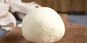 Beitragsbild des Blogbeitrags No Yeast Pizza Dough Recipe