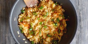 Beitragsbild des Blogbeitrags Easy Pineapple Fried Rice Recipe
