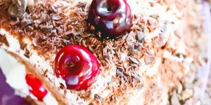 Beitragsbild des Blogbeitrags Easy Black Forest Cake Recipe 