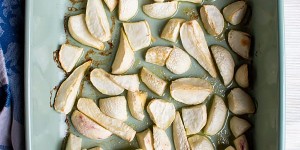 Beitragsbild des Blogbeitrags Oven Roasted Turnips Recipe