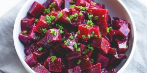Beitragsbild des Blogbeitrags Simple Beet Salad Recipe