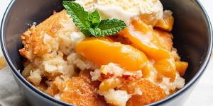 Beitragsbild des Blogbeitrags Peach Cobbler Recipe