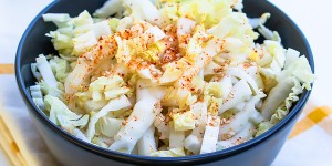 Beitragsbild des Blogbeitrags Asian Ginger Dressing with Napa Cabbage Recipe