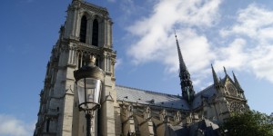 Beitragsbild des Blogbeitrags Das geht doch gar nicht, um Notre-Dame de Paris zu trauern 