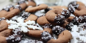 Beitragsbild des Blogbeitrags Meine liebsten Keksrezepte für Weihnachten, die auch Oma zufrieden machen