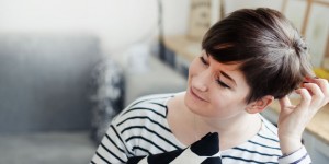 Beitragsbild des Blogbeitrags Ich hab mir meine Naturhaarfarbe herauswachsen lassen und es nicht bereut 