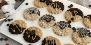 Beitragsbild des Blogbeitrags Dinkel-Kaffee-Kekse ❤️