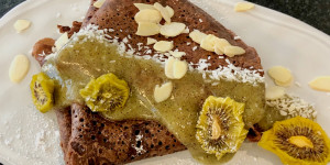 Beitragsbild des Blogbeitrags Schoko-Kiwi-Crêpes ❤️