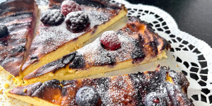 Beitragsbild des Blogbeitrags Topfen-Heidelbeeren-Swirl (Low carb)