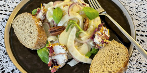 Beitragsbild des Blogbeitrags Apfel-Fenchel-Salat und Orangendressing 