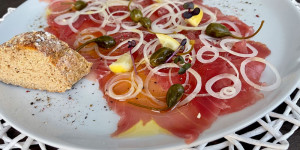 Beitragsbild des Blogbeitrags Thunfisch-Carpaccio