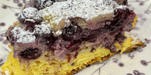 Beitragsbild des Blogbeitrags Joghurt-Zitrone-Heidelbeeren (low carb und glutenfrei)
