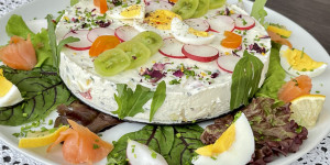 Beitragsbild des Blogbeitrags Topfen-Terrine ❤️