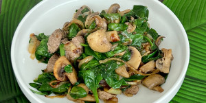 Beitragsbild des Blogbeitrags Filetspitzen mit Champignon & Spinat