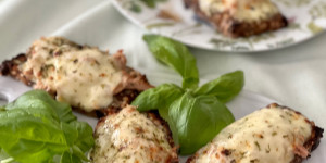 Beitragsbild des Blogbeitrags Überbackenes Mozarella-Nussbrot
