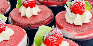 Beitragsbild des Blogbeitrags Schoko-Erdbeere Törtchen