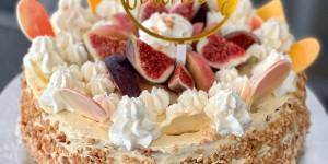 Beitragsbild des Blogbeitrags Fruchtcreme-Torte