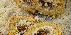 Beitragsbild des Blogbeitrags Kokos-Nuss-Roulade