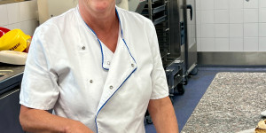 Beitragsbild des Blogbeitrags Die Krankenhausküche im Salzkammergut Klinikum Bad Ischl - ein toller Arbeitsplatz mit Geschmack!