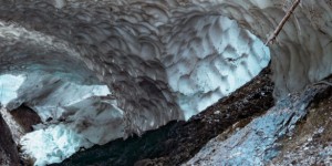 Beitragsbild des Blogbeitrags Die Eiskapelle am Hintersee