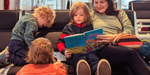 Beitragsbild des Blogbeitrags Packliste für Familien: (Fern-)Reise mit Handgepäck