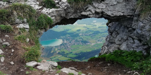 Beitragsbild des Blogbeitrags Mit Kindern auf die Bleckwand zum berühmten „Loch im Berg“ wandern 